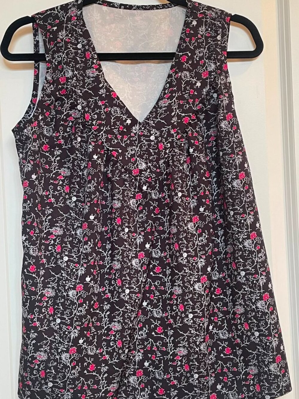 Women’s Floral Blouse, Size M